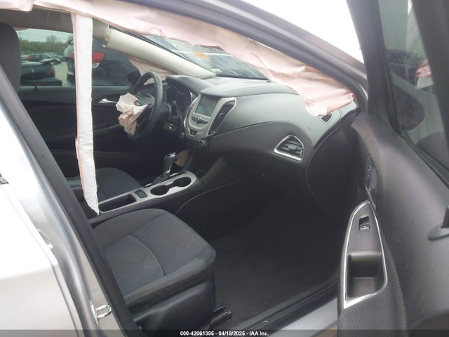 1G1BC5SM5J7126160 Chevrolet Cruze Ls Auto
