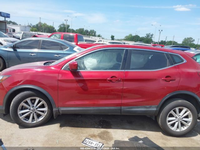 JN1BJ1CP3KW210633 Nissan Rogue Sport S