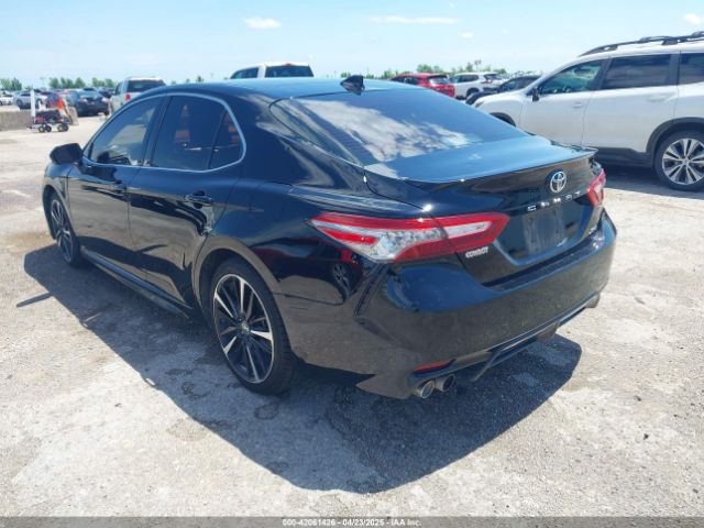 2019 TOYOTA CAMRY 4T1B61HK6KU834316 Photo 2