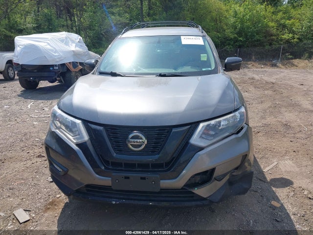 5N1AT2MV2JC809749 Nissan ROGUE SV