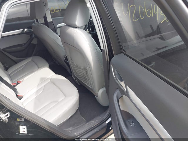 Audi Q3 2.0t Premium Plus 2016 WA1EFCFS5GR024468 Image 8