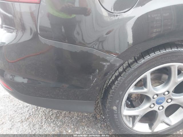 1FADP3F27EL420910 Ford FOCUS SE
