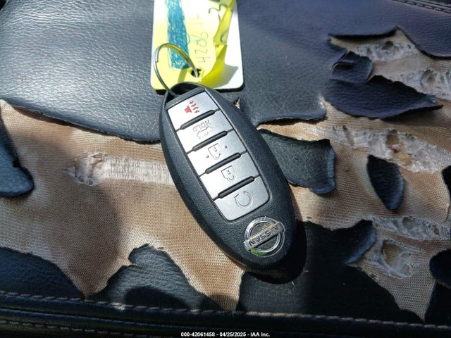 1N4AA6AP7JC394750 Nissan Maxima 3.5 Sv