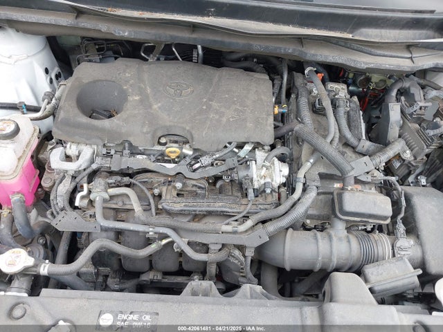5TDKRKEC7NS119925 Toyota SIENNA LE