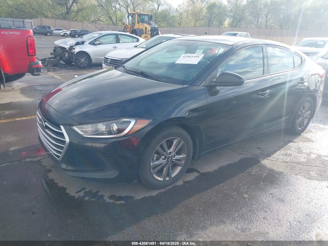 Hyundai Elantra 2017 5NPD84LF9HH184841 Image 2