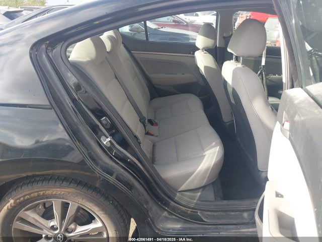 Hyundai Elantra 2017 5NPD84LF9HH184841 Image 8