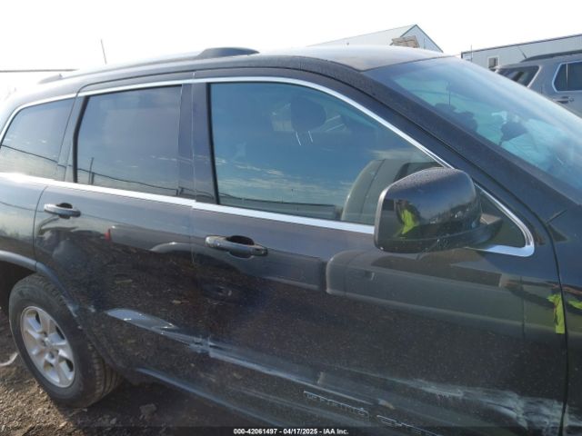 1C4RJFAG9HC824897 Jeep Grand Cherokee Laredo 4x4