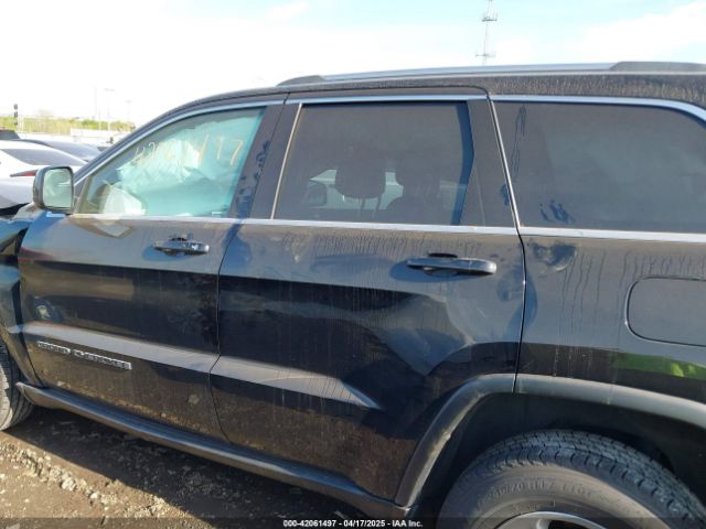 1C4RJFAG9HC824897 Jeep Grand Cherokee Laredo 4x4