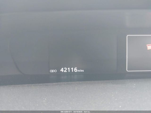 JTDKAMFU5M3132103 Toyota Prius L Eco