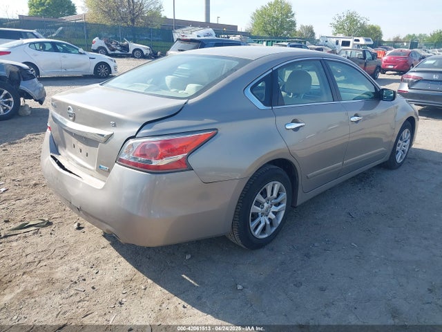 1N4AL3AP3EC281442 Nissan Altima 2.5 S