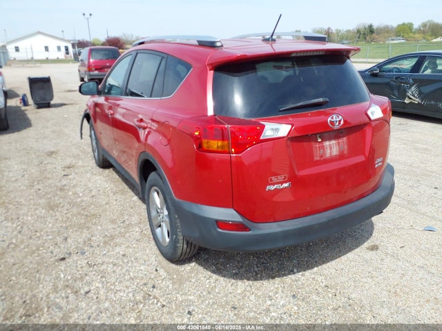 2T3RFREV1FW303100 Toyota Rav4 Xle
