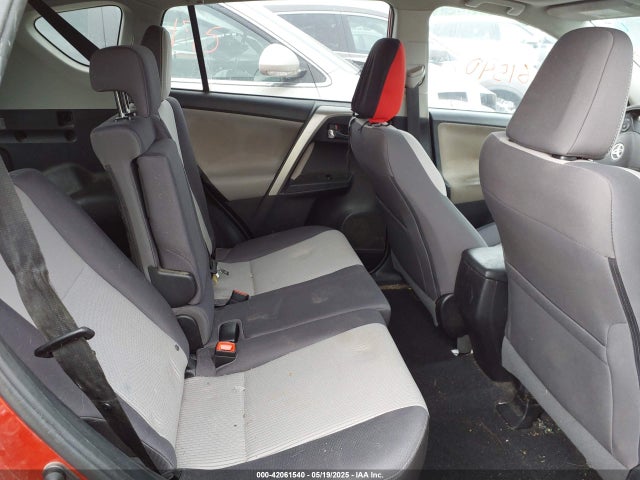 2T3RFREV1FW303100 Toyota Rav4 Xle