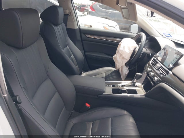 1HGCV1F45NA021573 Honda Accord Sport Special Edition