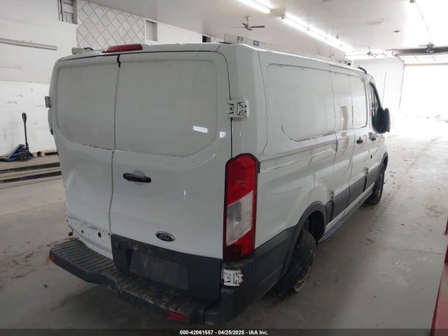 1FTYE1ZM3HKB35196 Ford Transit-150