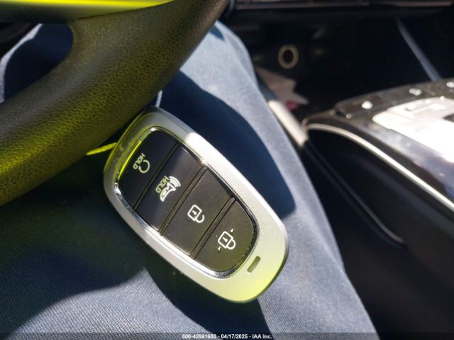 KM8JBCA15NU031537 Hyundai Tucson Hybrid Blue
