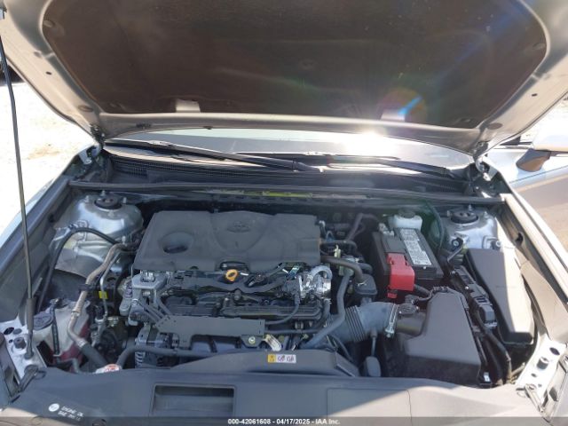 4T1R11AK3RU909197 Toyota CAMRY LE