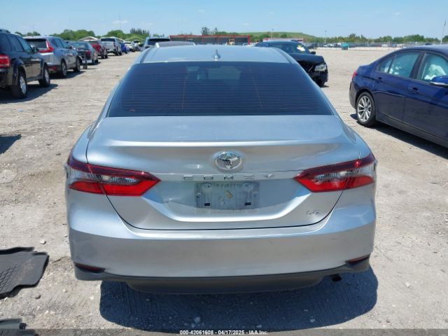 4T1R11AK3RU909197 Toyota CAMRY LE
