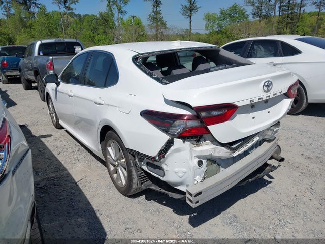 4T1C11AKXMU572963 Toyota CAMRY LE