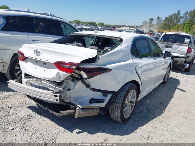 4T1C11AKXMU572963 Toyota CAMRY LE