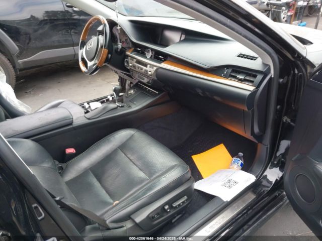 JTHBW1GG7F2100060 Lexus ES 300H