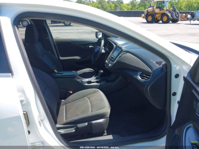 1G1ZB5STXHF143237 Chevrolet MALIBU LS