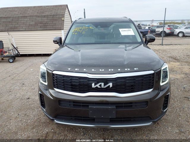5XYP64HC3NG279240 KIA Telluride S