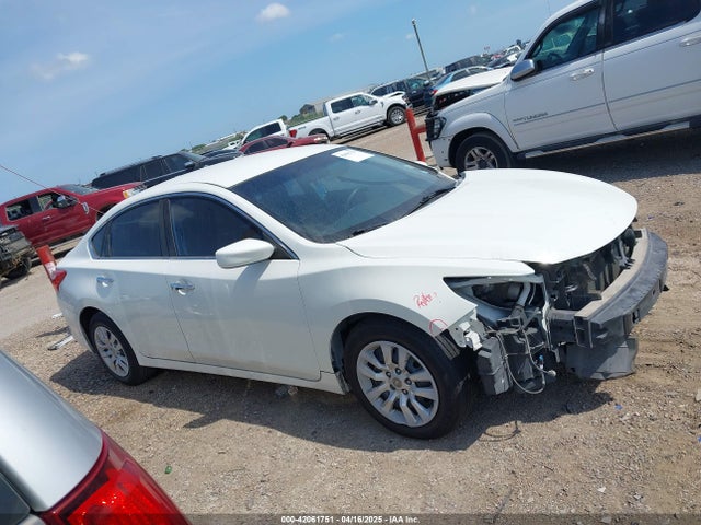 1N4AL3AP8HN356581 Nissan Altima 2.5 S