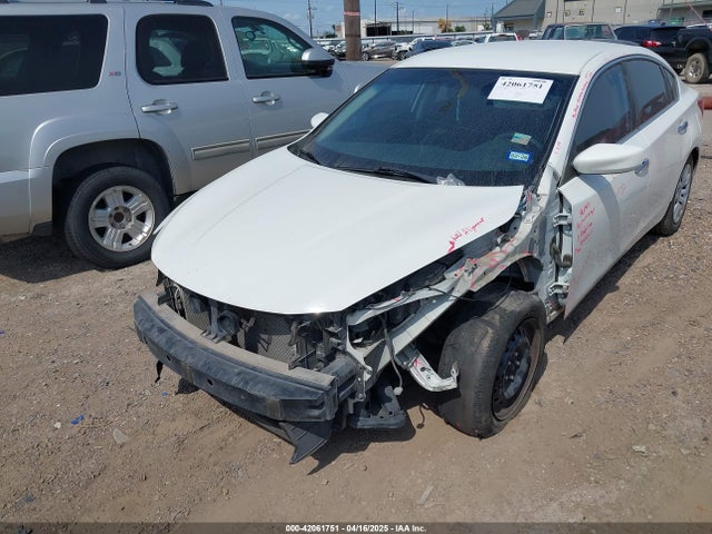 1N4AL3AP8HN356581 Nissan Altima 2.5 S