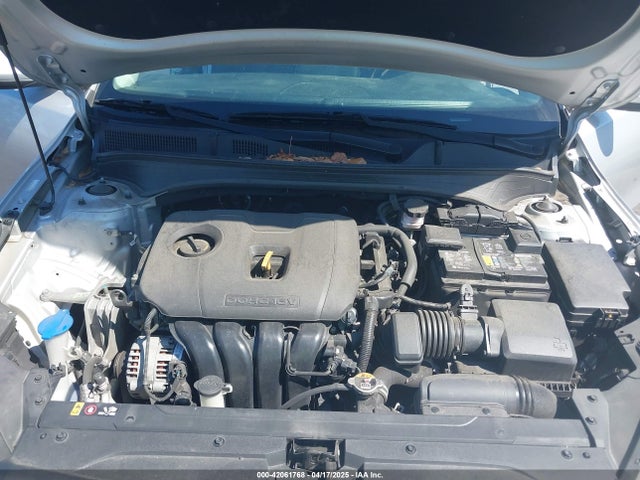 3KPF24ADXME359818 KIA Forte Lxs