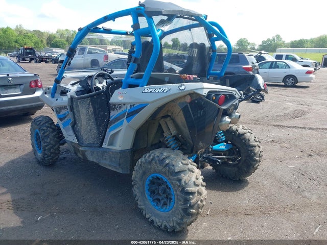 Can-Am Maverick 2017 3JBPVAP26HJ000157 Image 3