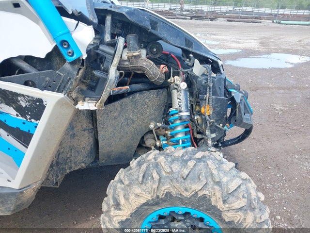 Can-Am Maverick 2017 3JBPVAP26HJ000157 Image 8