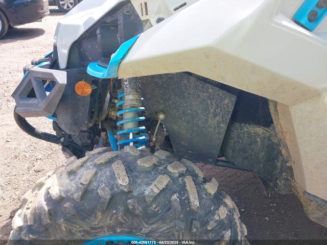 Can-Am Maverick 2017 3JBPVAP26HJ000157 Image 9