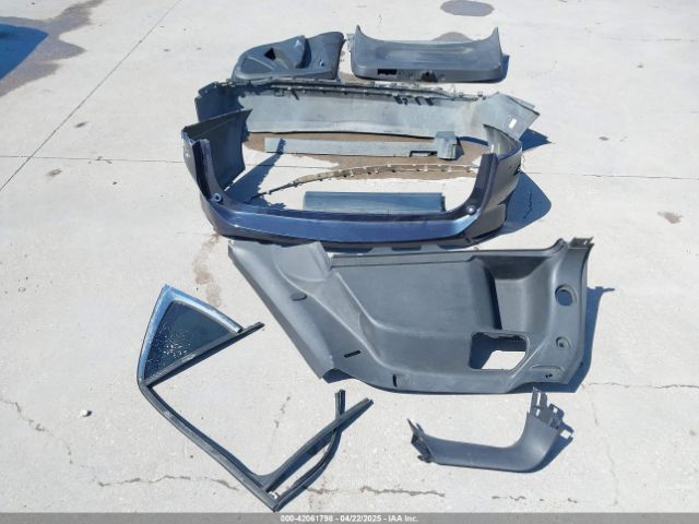 3GNAXKEV3KL199798 Chevrolet EQUINOX LT
