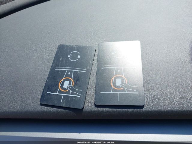 2023 TESLA MODEL Y 7SAYGAEE2PF839171 Photo 10