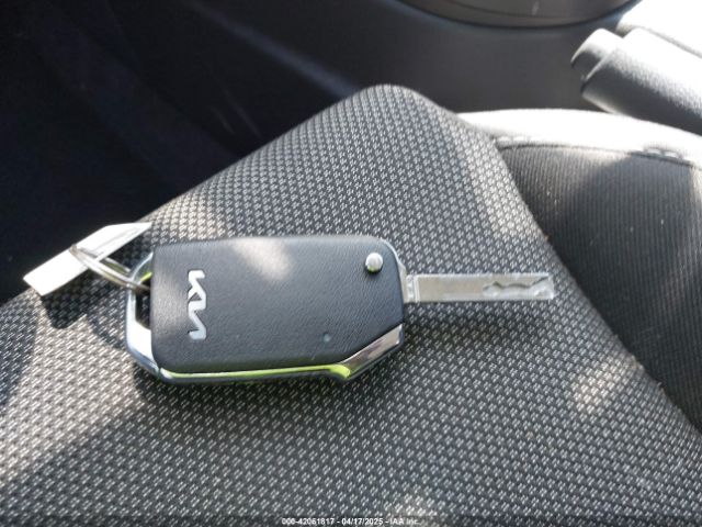 3KPF24AD3PE505710 KIA Forte Lxs