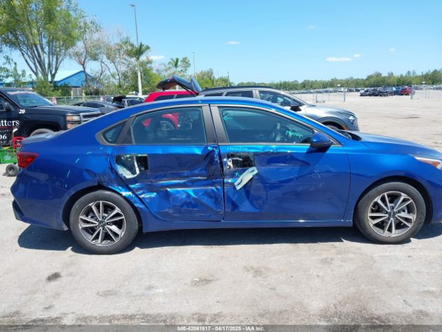 3KPF24AD3PE505710 KIA Forte Lxs