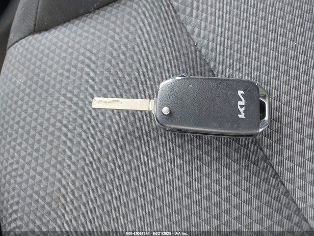 KNDJ23AU9P7865682 KIA SOUL LX