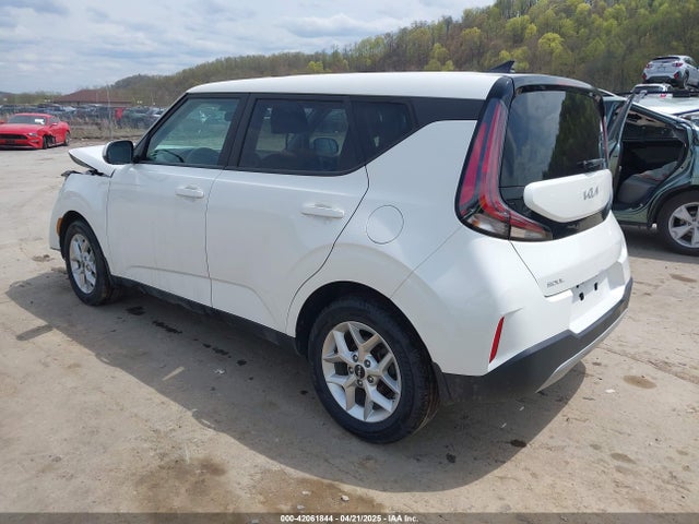 KNDJ23AU9P7865682 KIA SOUL LX