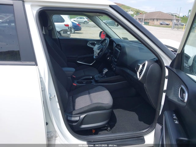 KNDJ23AU9P7865682 KIA SOUL LX