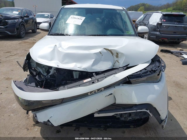 KNDJ23AU9P7865682 KIA SOUL LX