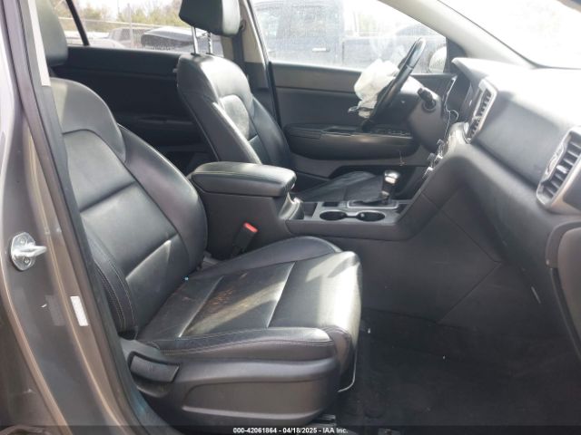 KNDPNCAC7H7269254 KIA Sportage Ex