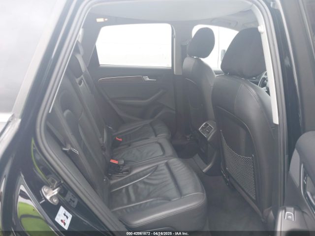 WA1CFAFPXFA003961 Audi Q5 2.0t Premium