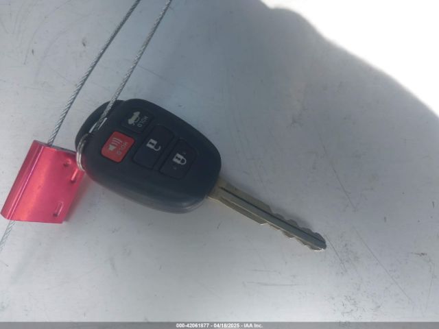 4T1BF1FK0FU093475 Toyota CAMRY LE