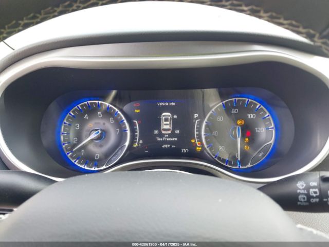 2C4RC1BG7NR190939 Chrysler Pacifica Touring L