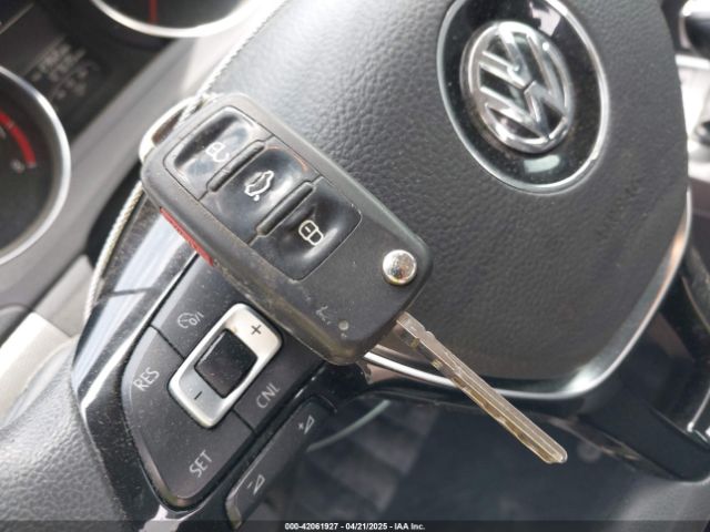 3VW2B7AJ3HM255024 Volkswagen 1.4 tsi