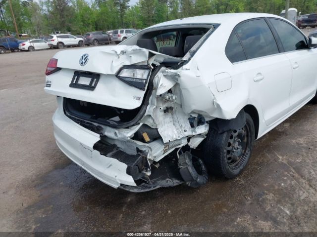 3VW2B7AJ3HM255024 Volkswagen 1.4 tsi