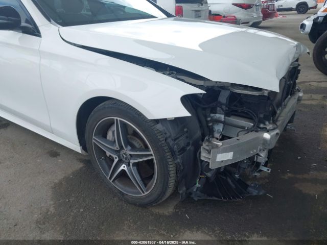 WDDZF4JB0JA371240 Mercedes-Benz E 300