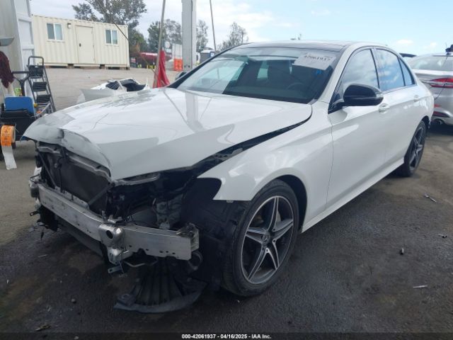 WDDZF4JB0JA371240 Mercedes-Benz E 300