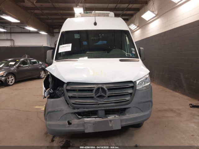 WD3PF0CD7KP054749 Mercedes-Benz Sprinter 2500 High Roof V6/standard Roof V6