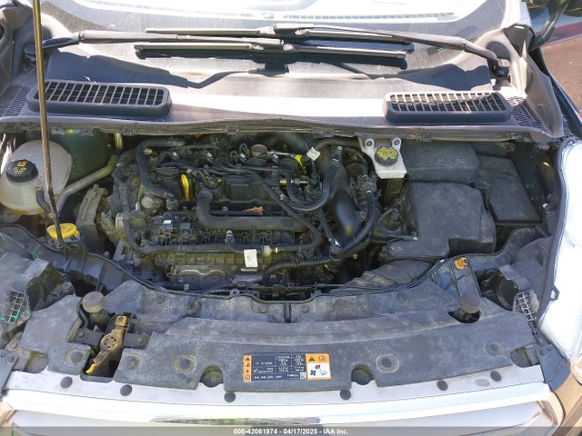 1FMCU9GDXKUC06609 Ford ESCAPE SE